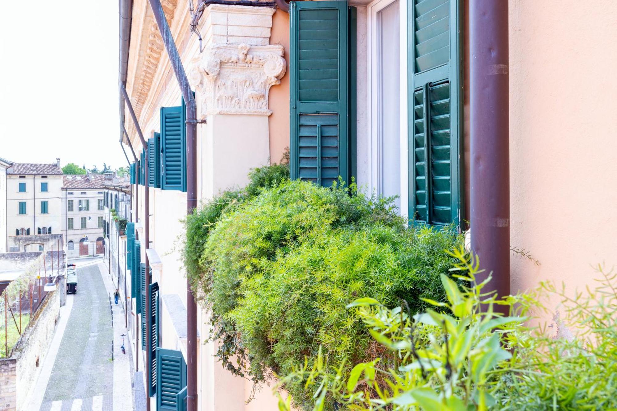 Boutique Apartment Ca Monastero Verona Exterior foto